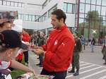 Engel i Murawski rozdają autografy - fot. Woytek