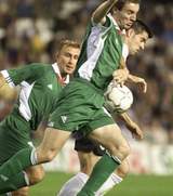 Vuković walczy o piłkę podczas czwartkowego meczu - fot. valenciacf.es