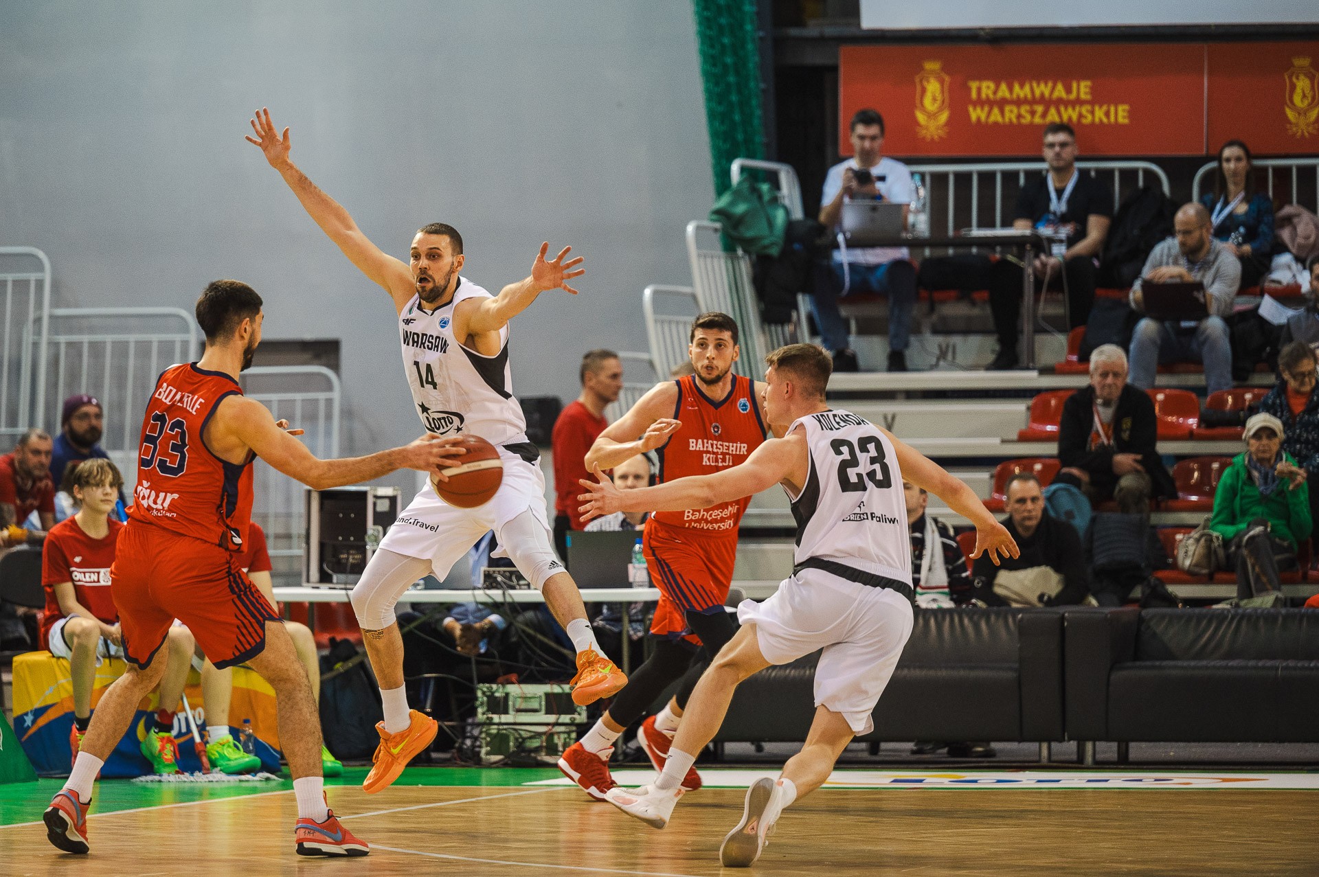 fot. Maciek Gronau