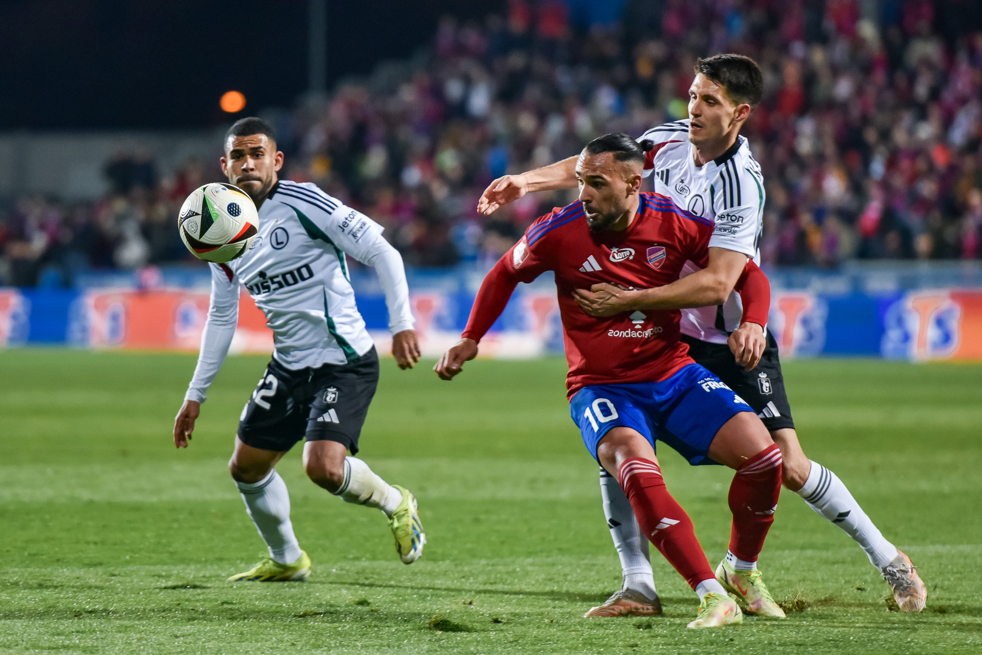 Raków Częstochowa - Legia  Juergen Elitim Ivi Lopez  Bartosz Kapustka