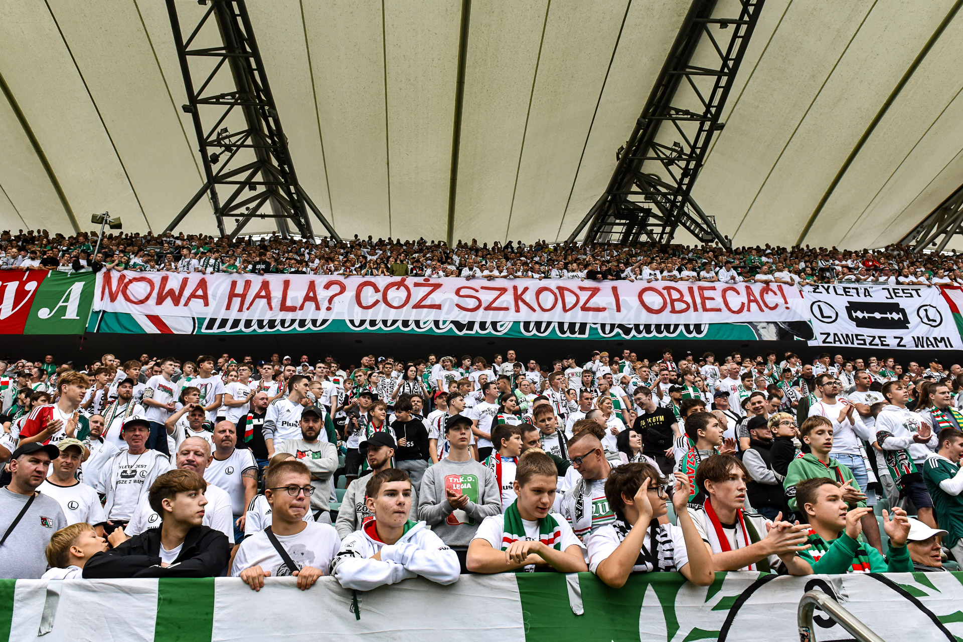 Legia Warszawa - Radomiak Radom transparent hala koszykówka