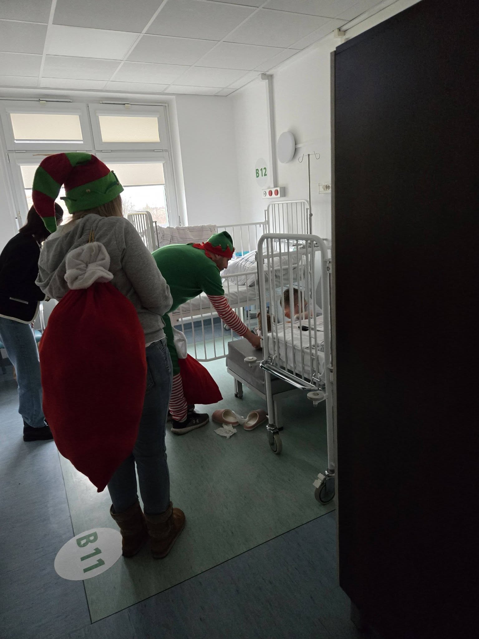 Dobrzy Ludzie,Mikołajki,szpital dziecięcy