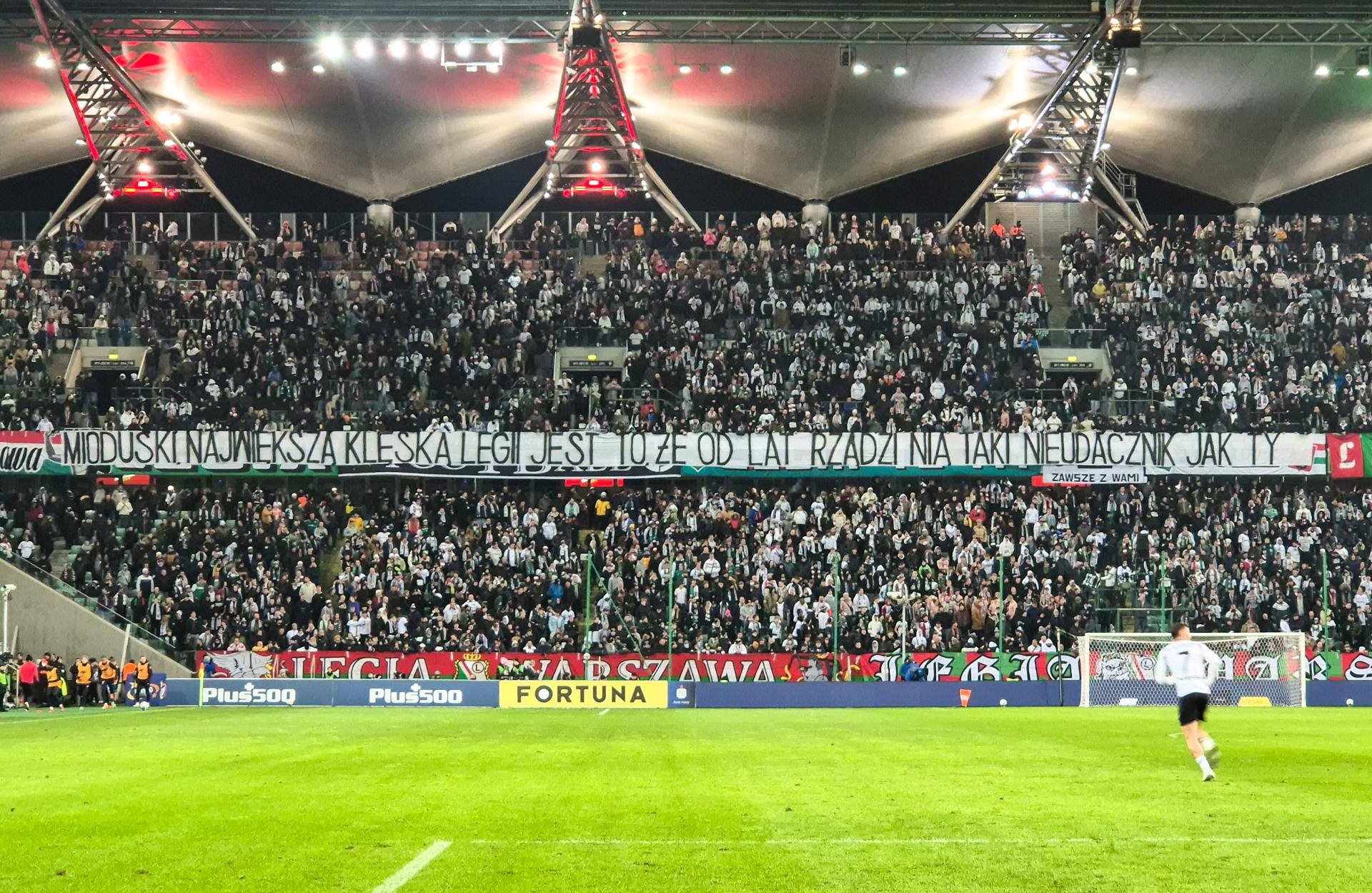 Legia Warszawa - Piast Gliwice transparent Mioduski,mecz-1590
