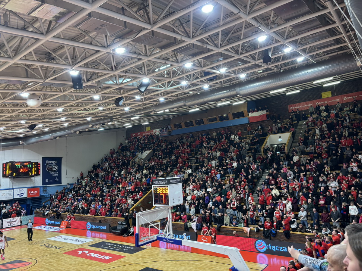 hala Gryfia,Czarni Słupsk